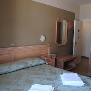 ** Hotel Esperia Italia