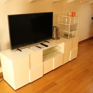 Bed & Breakfast Tortona52 Italia